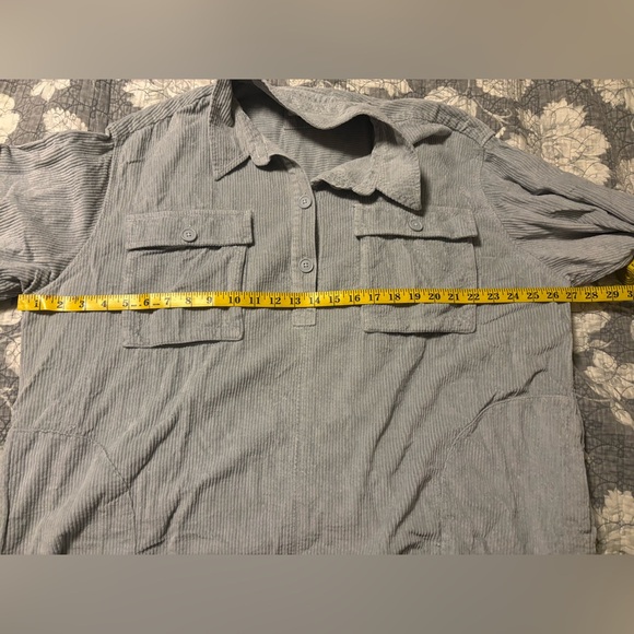 American Eagle Light Gray Corduroy Shirt - Picture 7 of 9